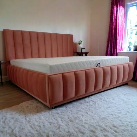 Łóżko tapicerowane Lino z pojemnikiem